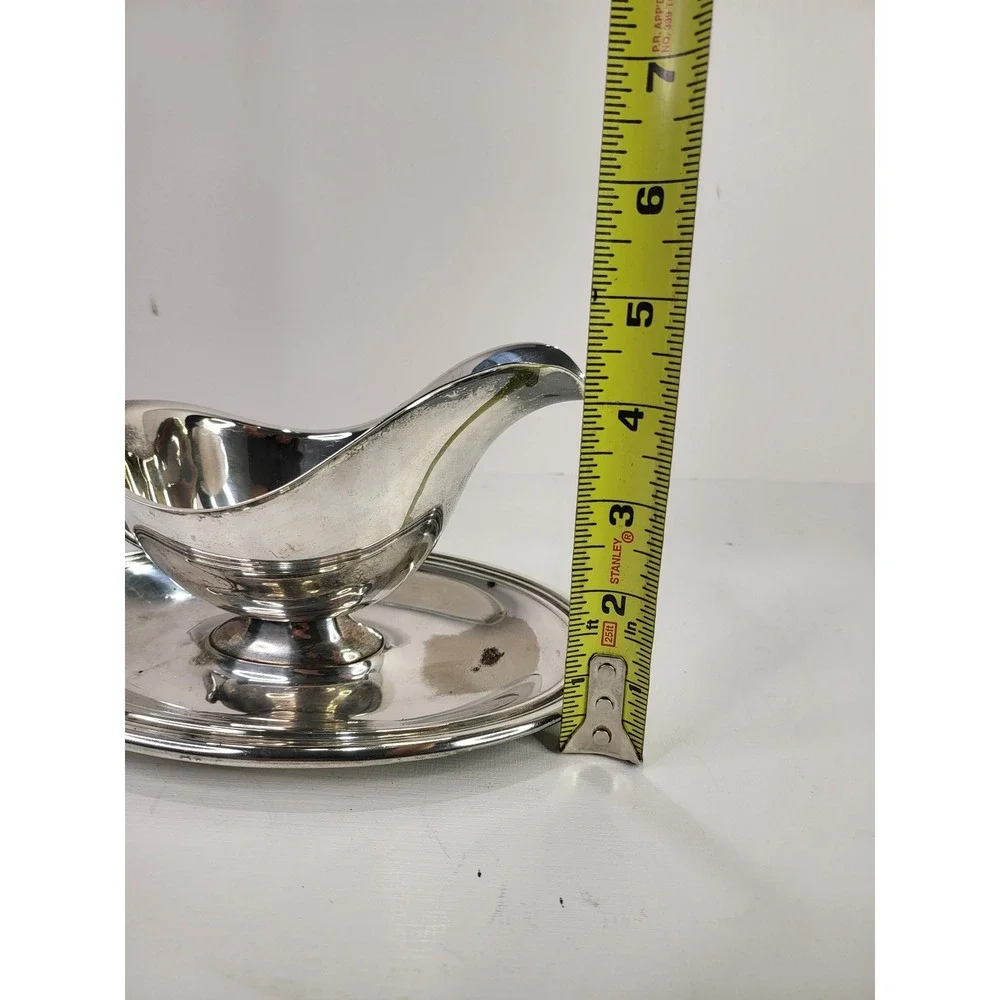 Vintage International Silver Concord Gravy Boat Traditional Tableware